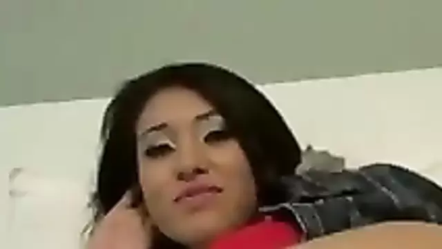 Guy was seduced by the juicy body of a Kyrgyz girl